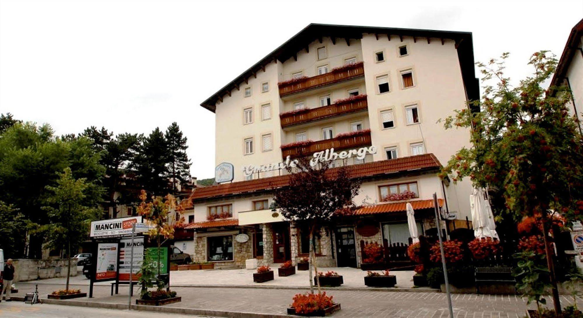 Grande Albergo Roccaraso Exteriér fotografie